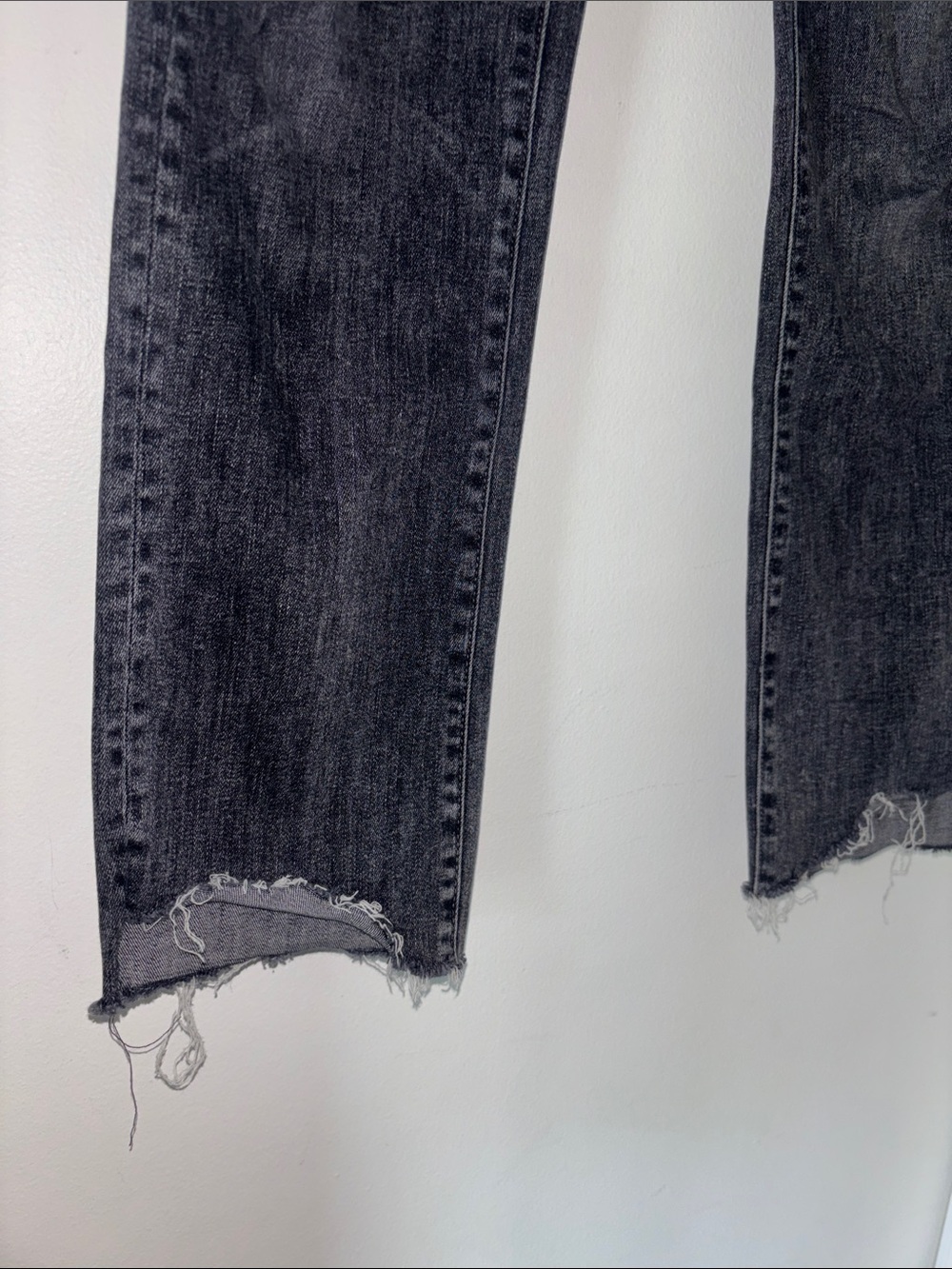 Mother High Waisted Rascal Ankle Step Fray - Picture 5 of 10